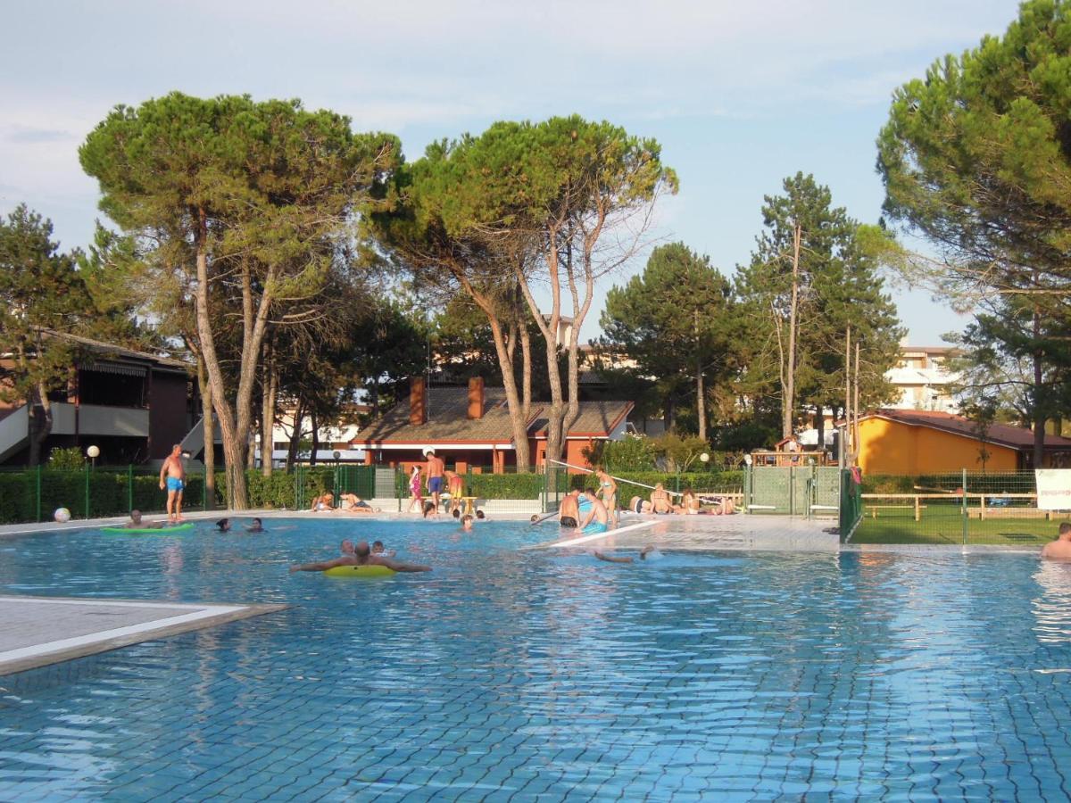 Villaggio Azzurro Bibione Buitenkant foto