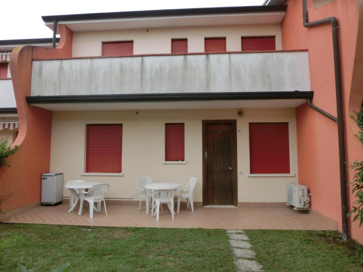 Villaggio Azzurro Bibione Buitenkant foto